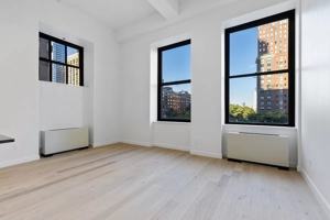 featured image of 33 Rector St #14D