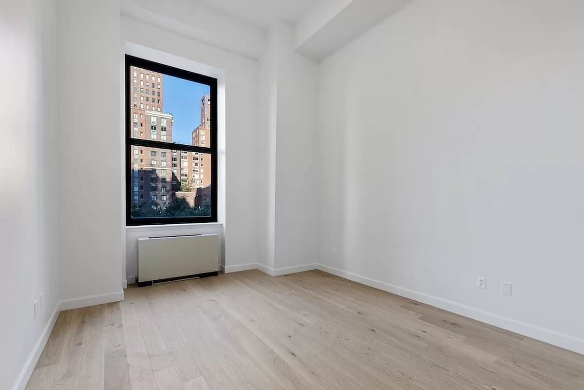 33 Rector St #14D - Photo 7 of 13