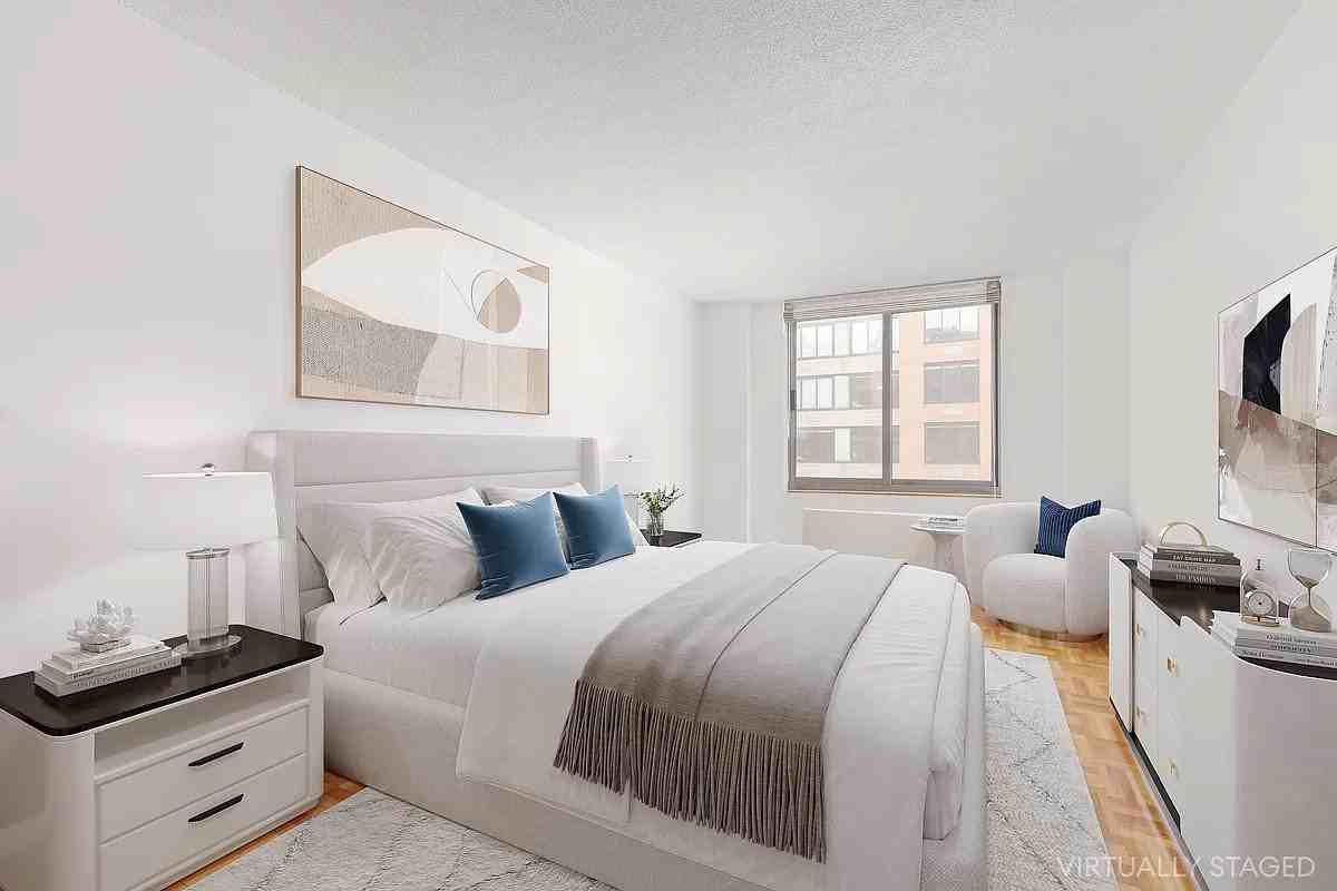 2 S End Ave #8N - Photo 4 of 9