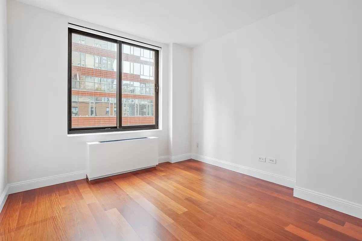 88 Battery Pl #32B - Photo 7 of 13