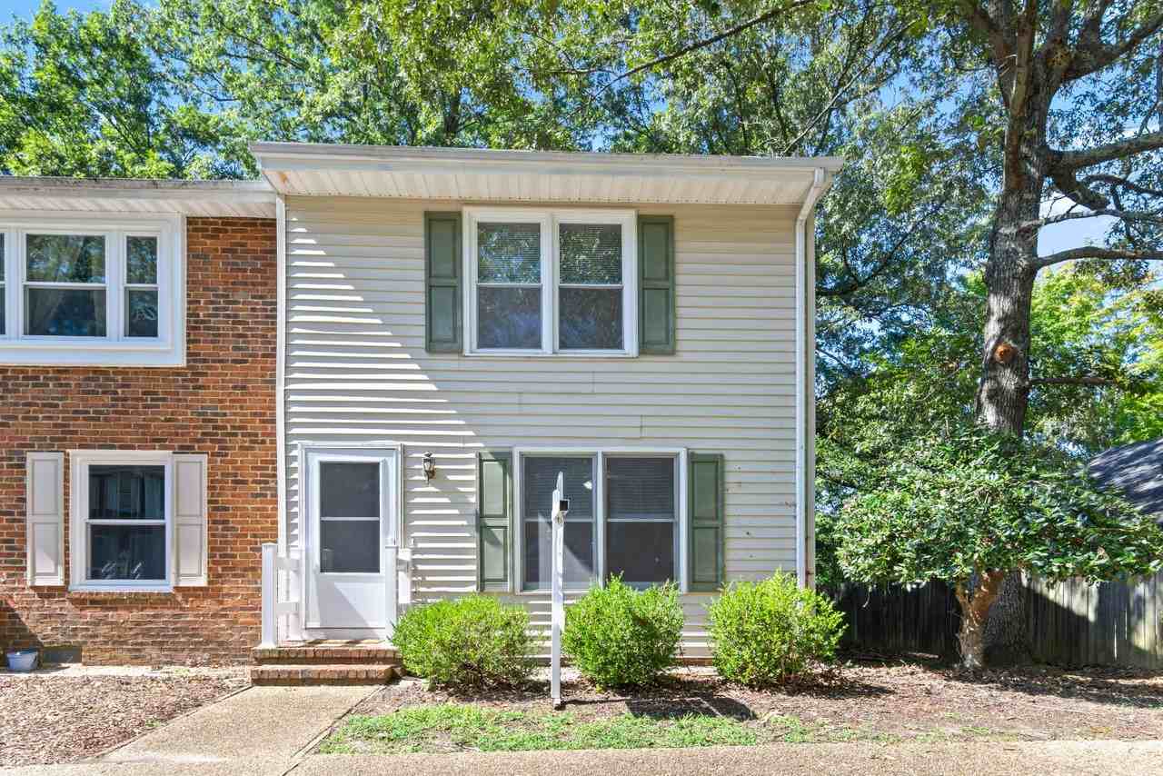 2821 Oak Hill Drive Unit 4 - Photo 2 of 26