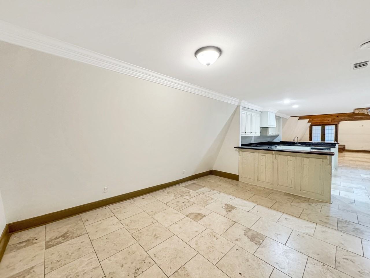 12633 Pecan St - Photo 3 of 18