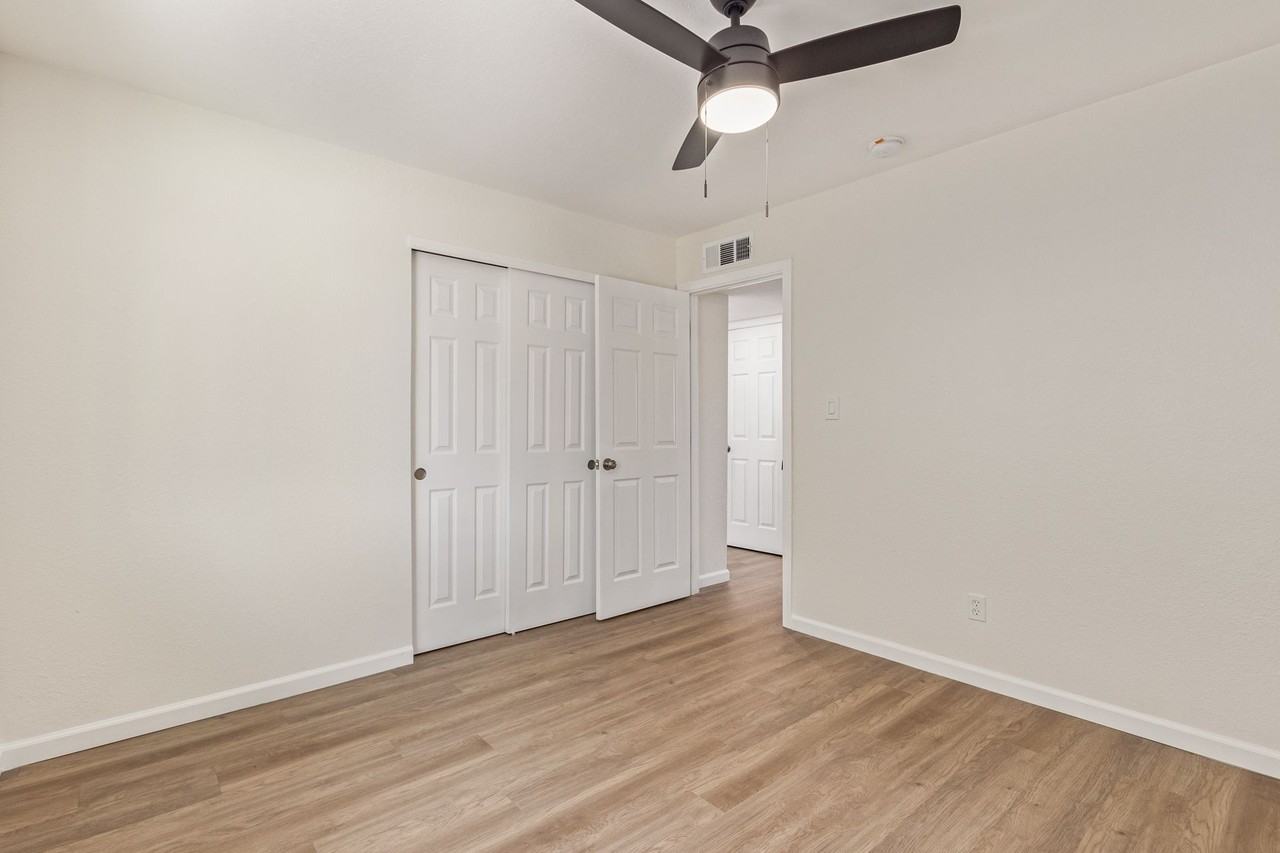 1438 E Broadway Rd - Photo 7 of 15