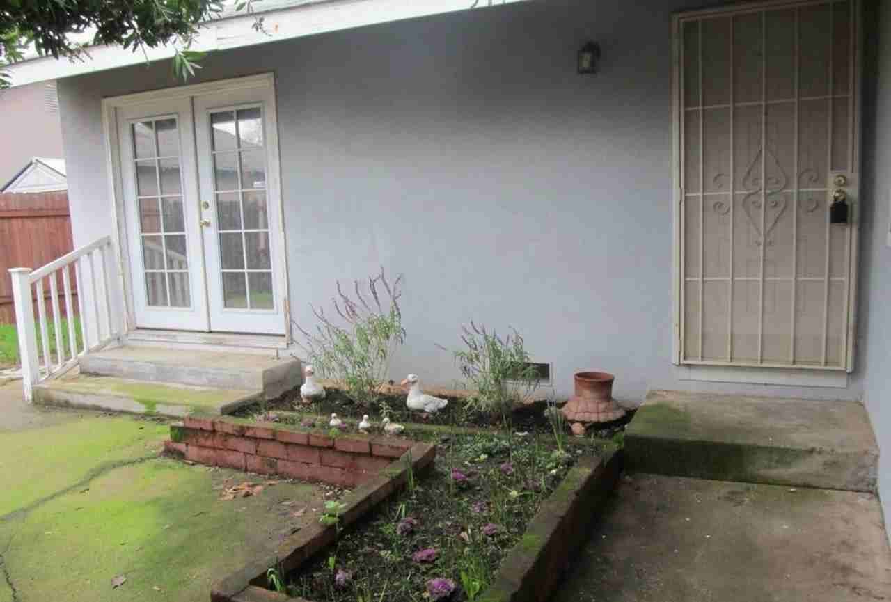 3144 Portsmouth Dr - Photo 2 of 18