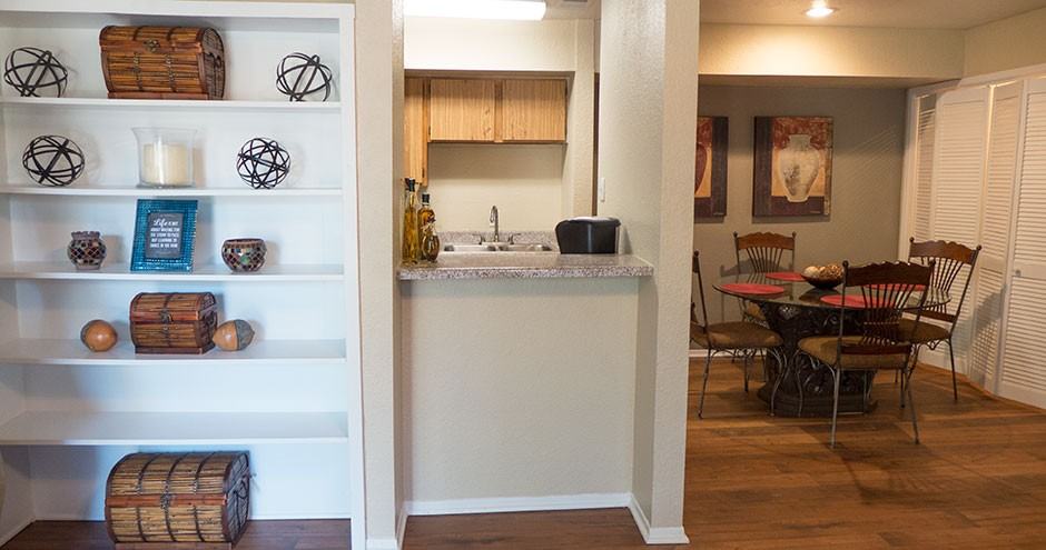 z-050225-Oakwood Village Apartments - Photo 3 of 21