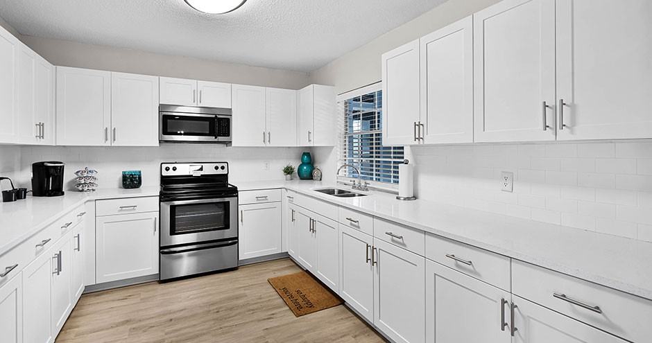 Fountain Square Apartments - Photo 2 of 33