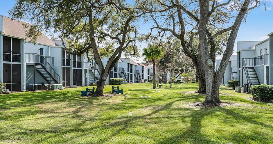 Fountain Square Apartments - Photo 5 of 33