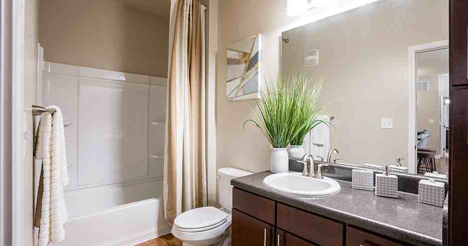 Retreat at Fremaux Town Center Apartments - Photo 7 of 74