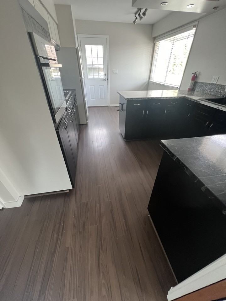 13970 Malabar Avenue - Photo 2 of 10