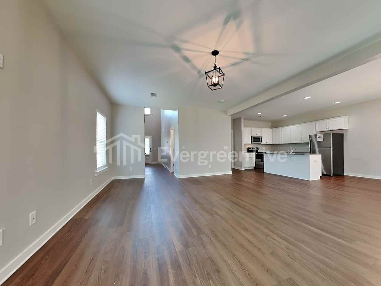15661 Capstone Blvd - Photo 2 of 18