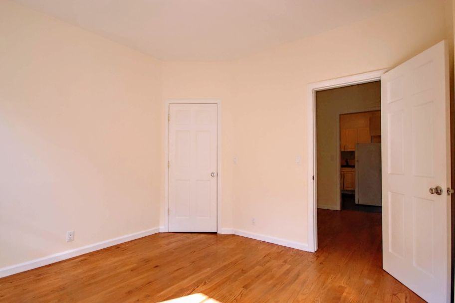 124 Macdougal St #15 - Photo 4 of 6