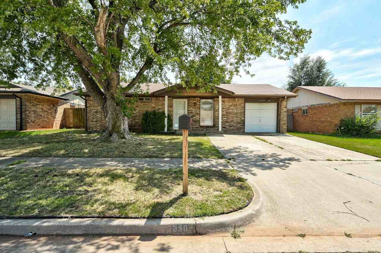 830 W Perry Dr - Photo 2 of 27