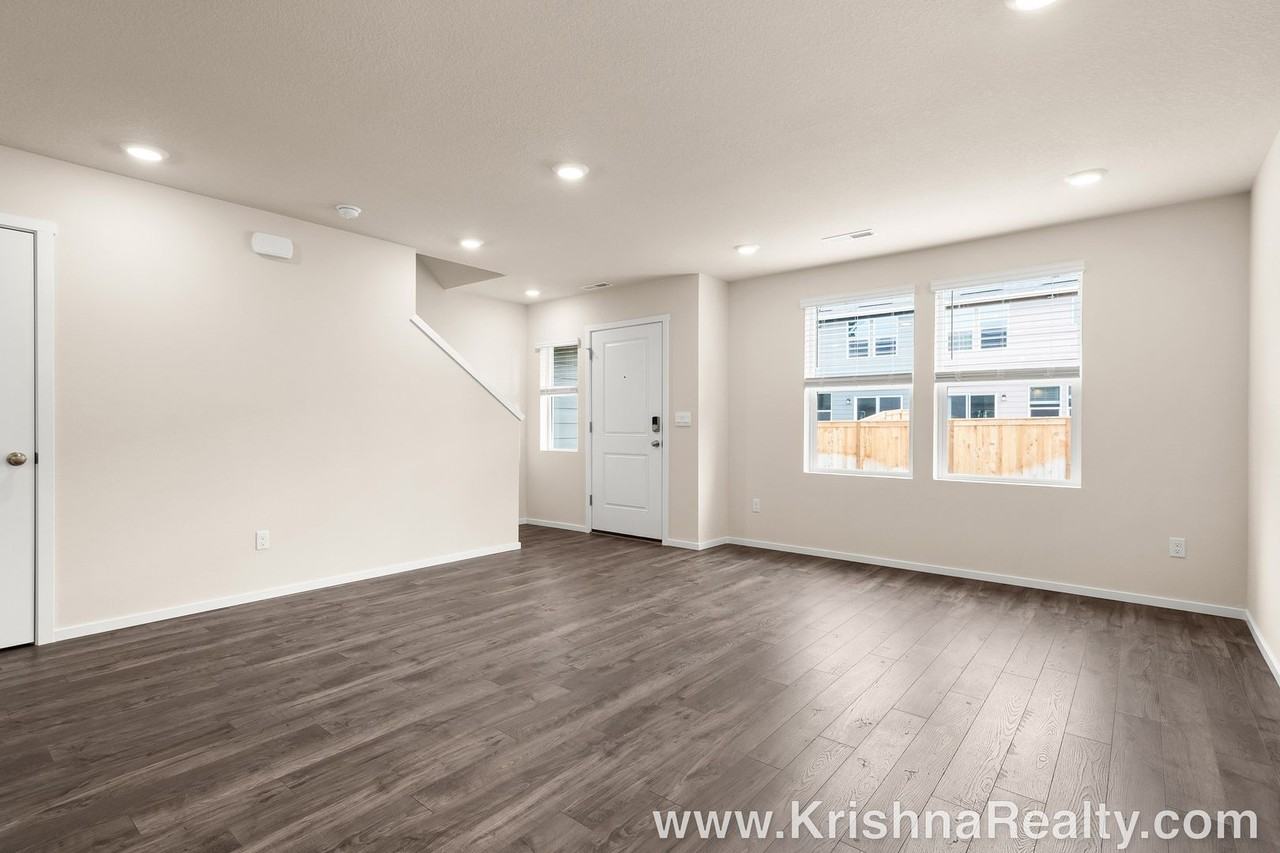 10615 Ne 120th Pl - Photo 6 of 21