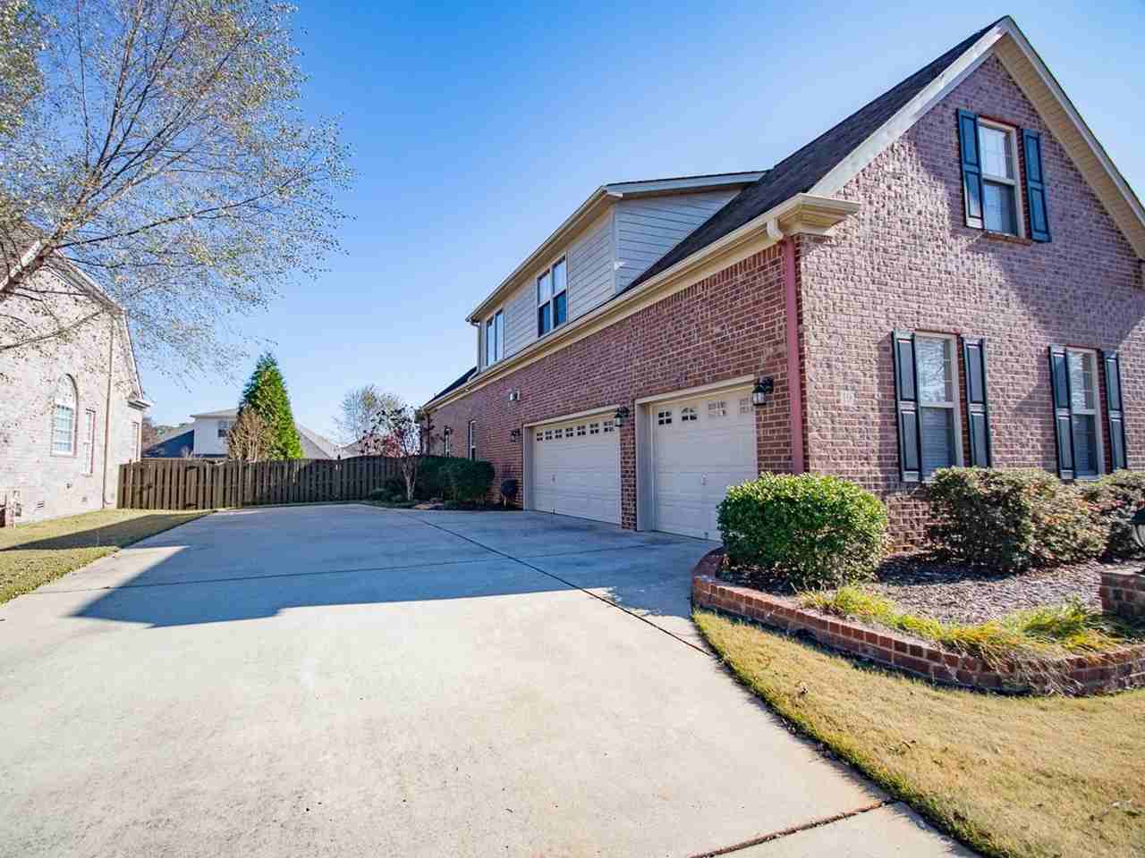 19 Wax Lane Southwest - Photo 2 of 43