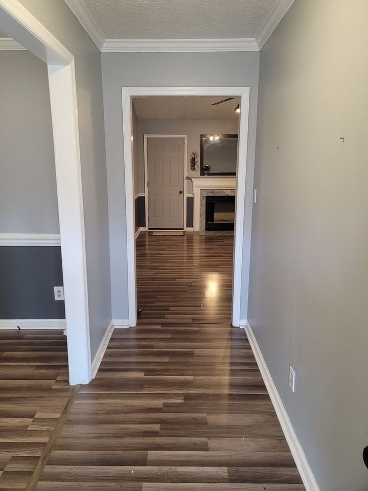 5046 Summer Ridge Rd - Photo 2 of 13