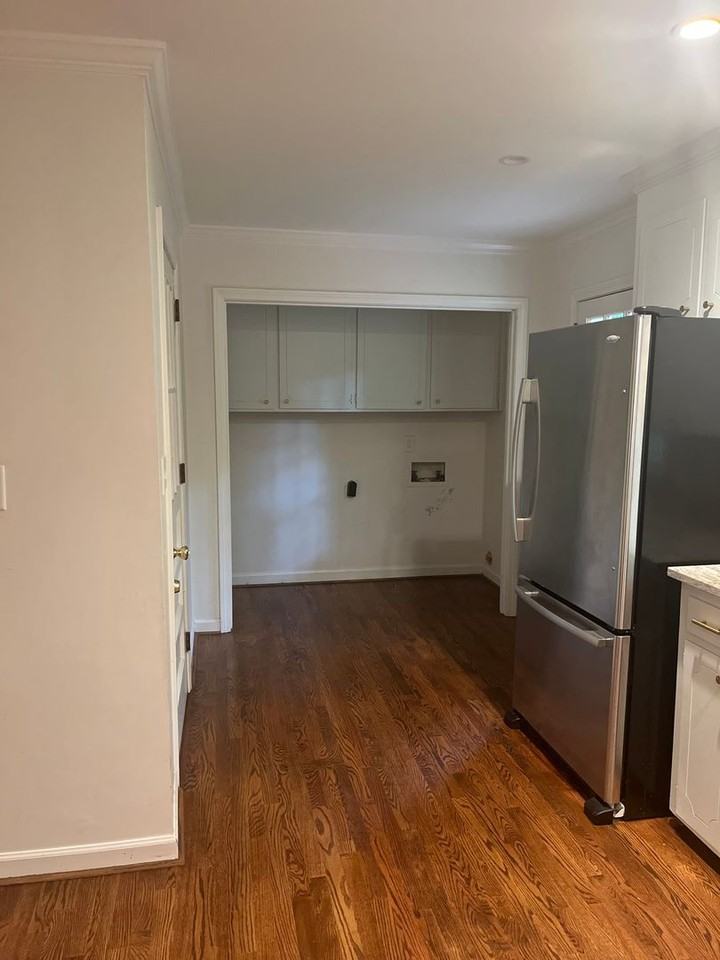 10 Queensbury Rd - Photo 6 of 27