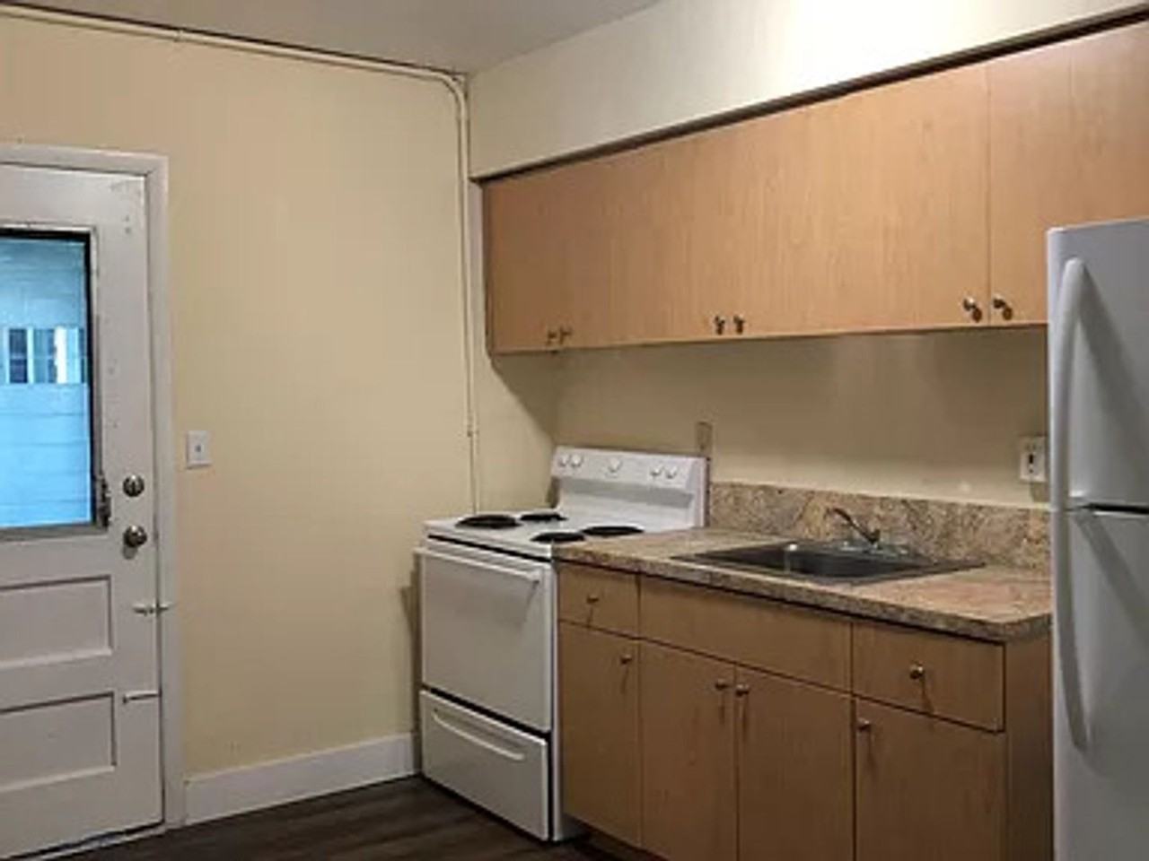 1246 NW 58 Ter - Photo 3 of 8