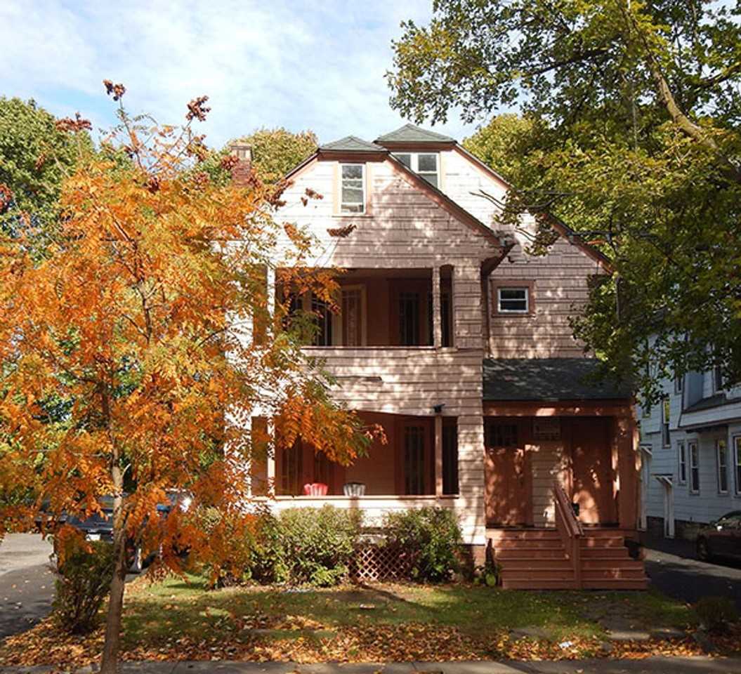 1213 Madison St - Photo 2 of 24