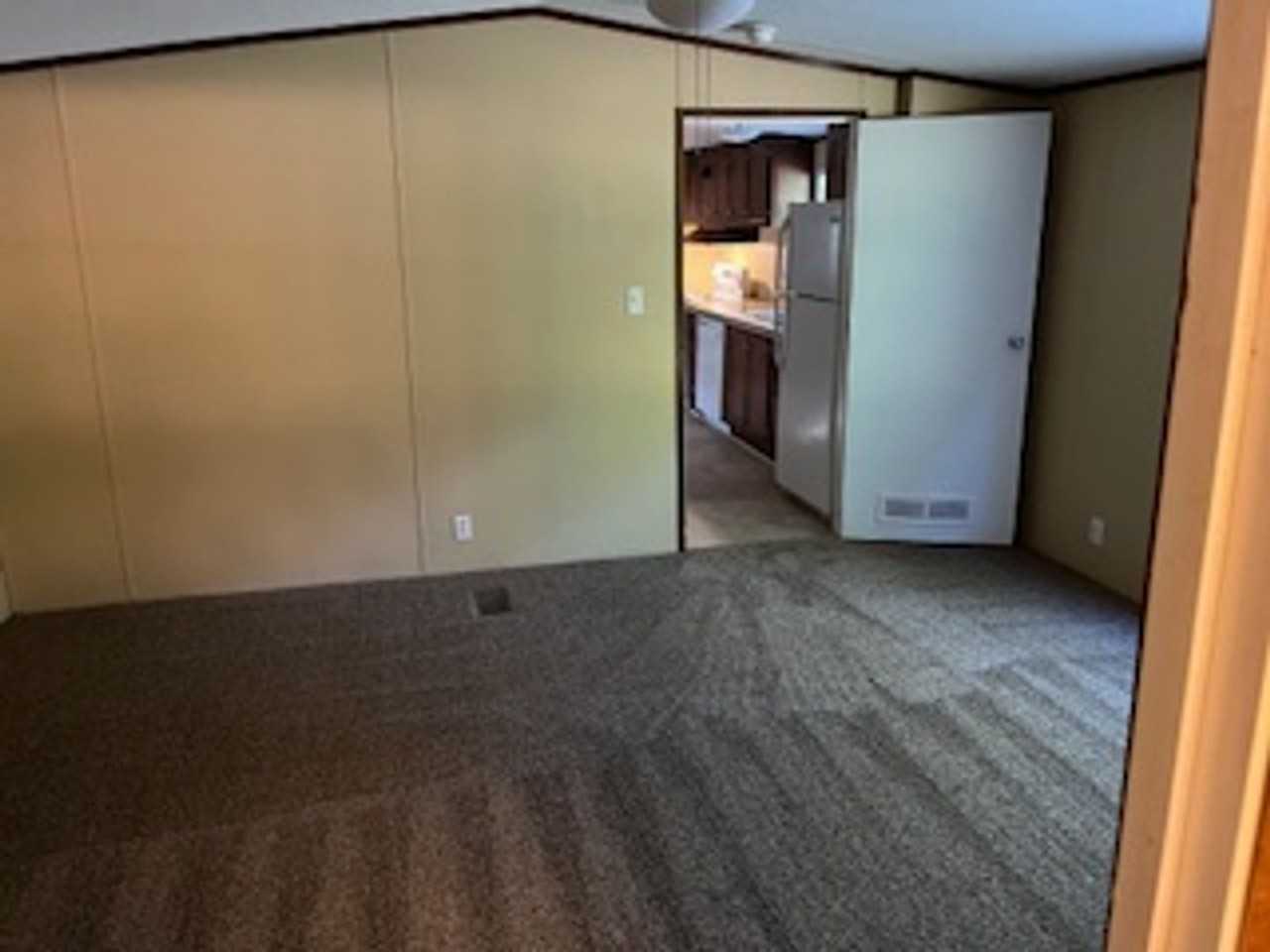 4644 Johnson St - Photo 2 of 10