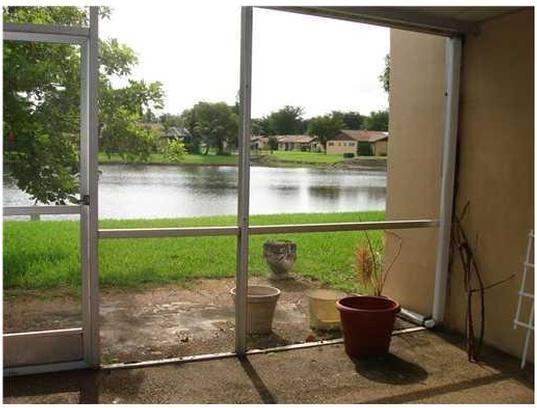 3221 W Meadows Cir - Photo 3 of 8