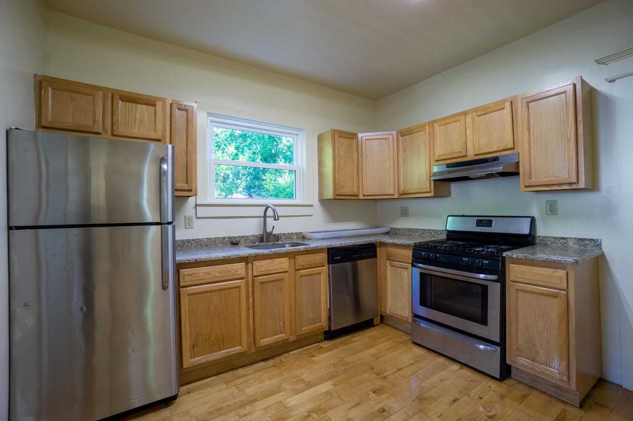 614 Ackerman Ave - Photo 2 of 25