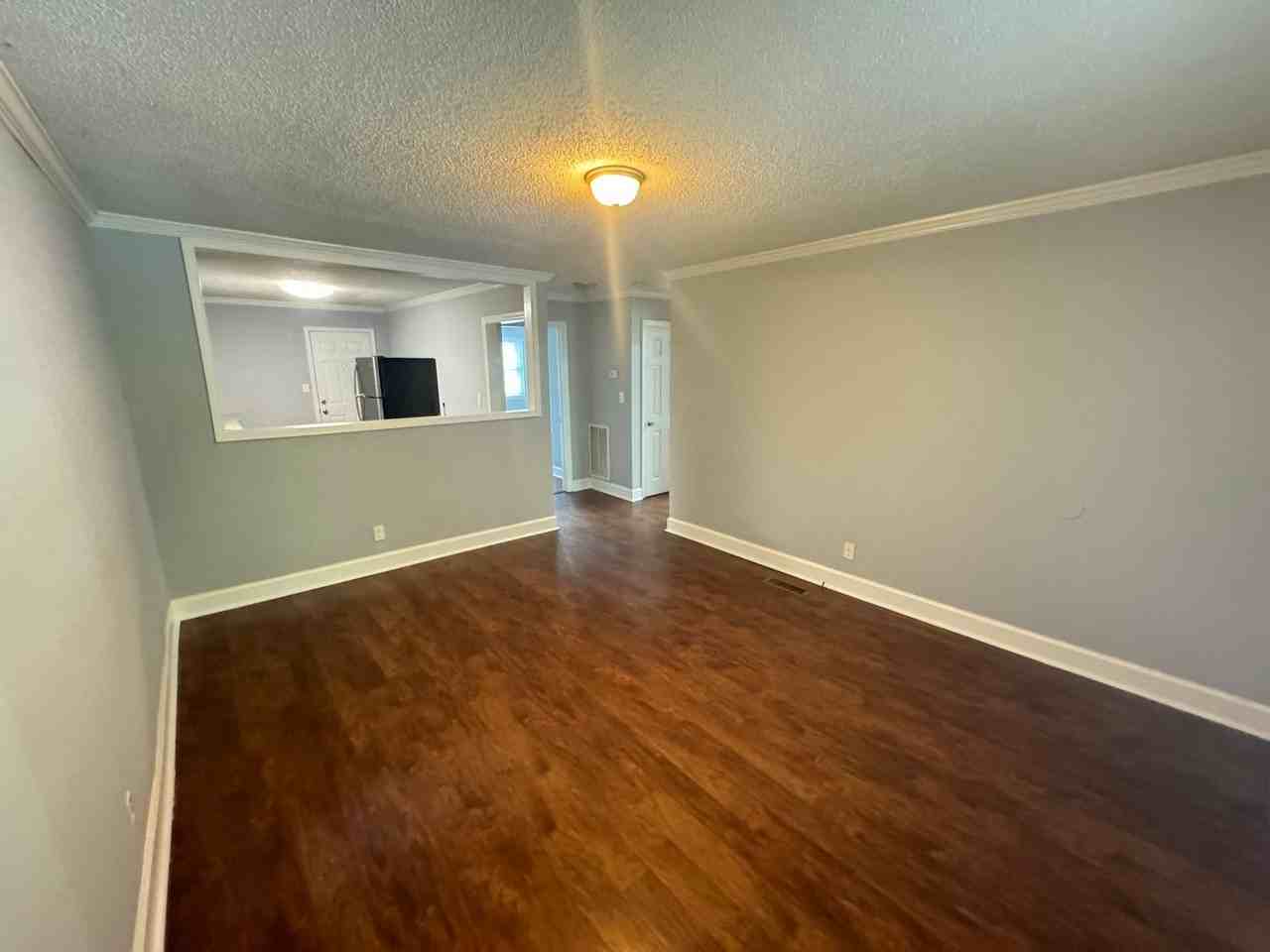 23 Oakland Ave Sw - Photo 3 of 16