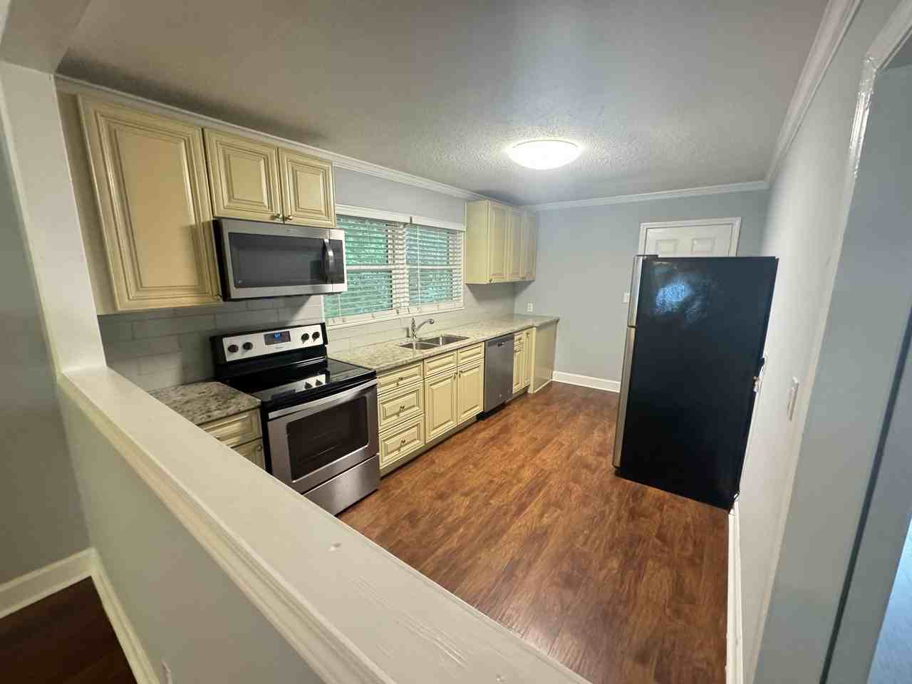 23 Oakland Ave Sw - Photo 4 of 16