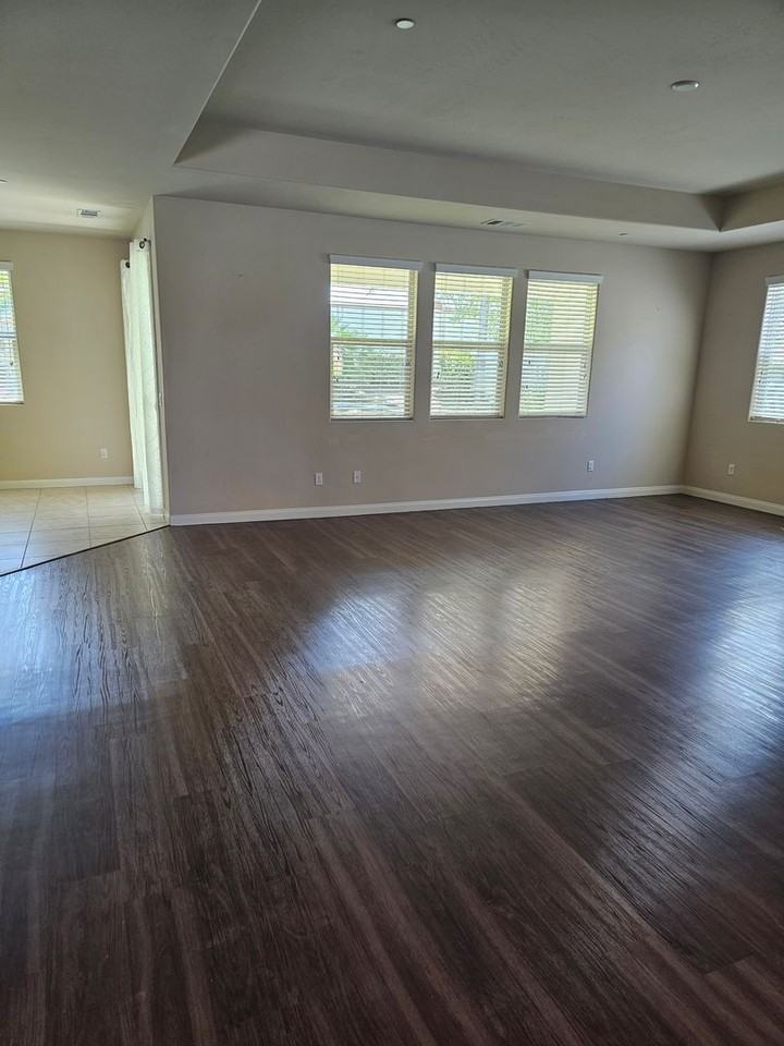 12613 Lincolnshire Dr - Photo 3 of 22