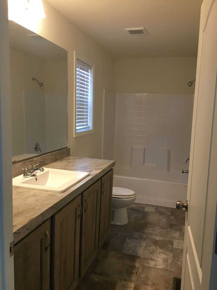 1209 Snowflake Ln - Photo 3 of 40