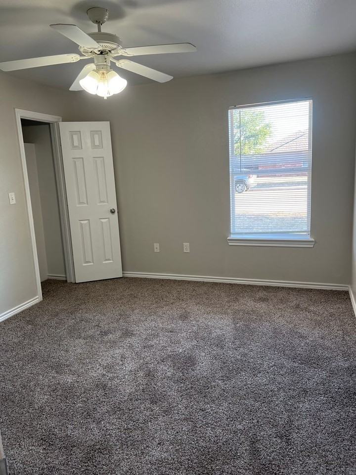 Dimora Village (DEV Borrower, LLC) - Photo 3 of 8