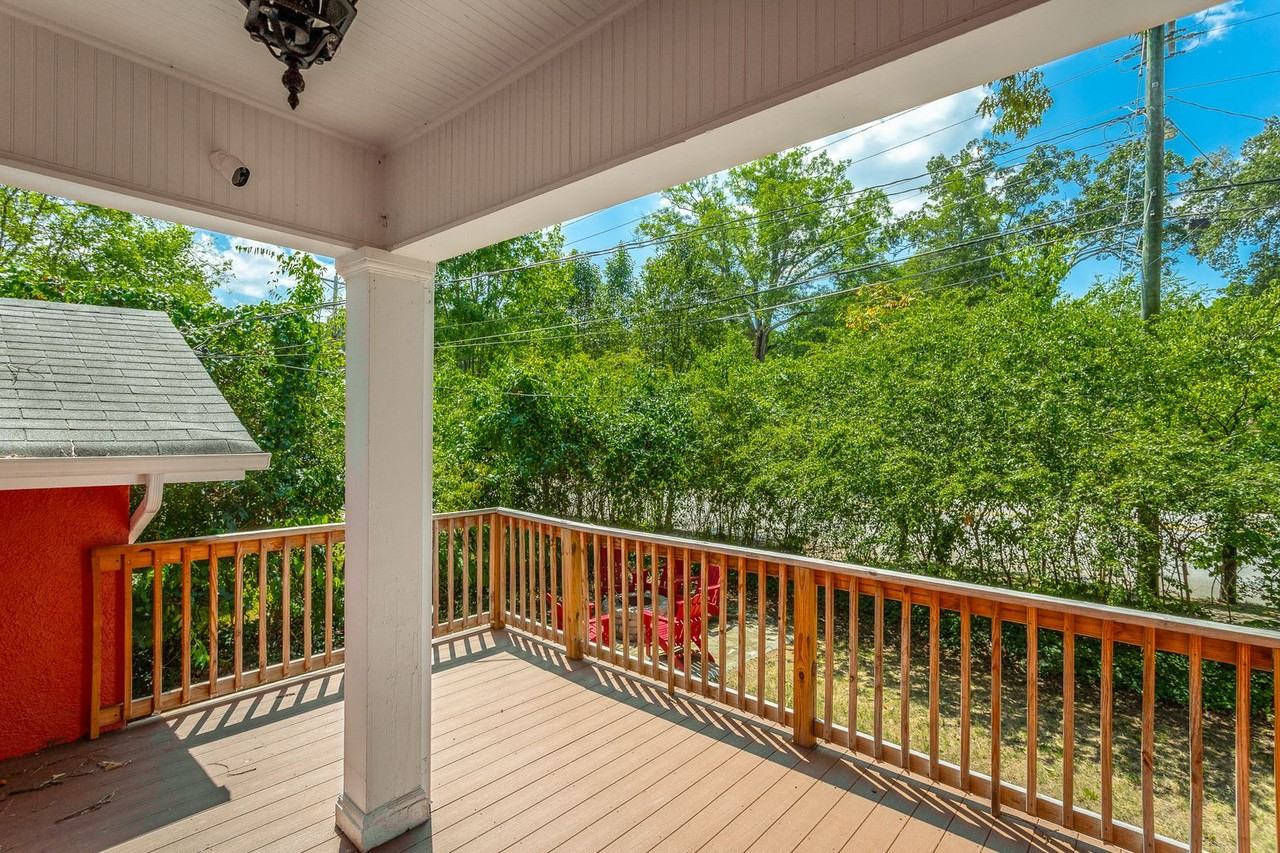 1300 Riverview Rd - Photo 6 of 30