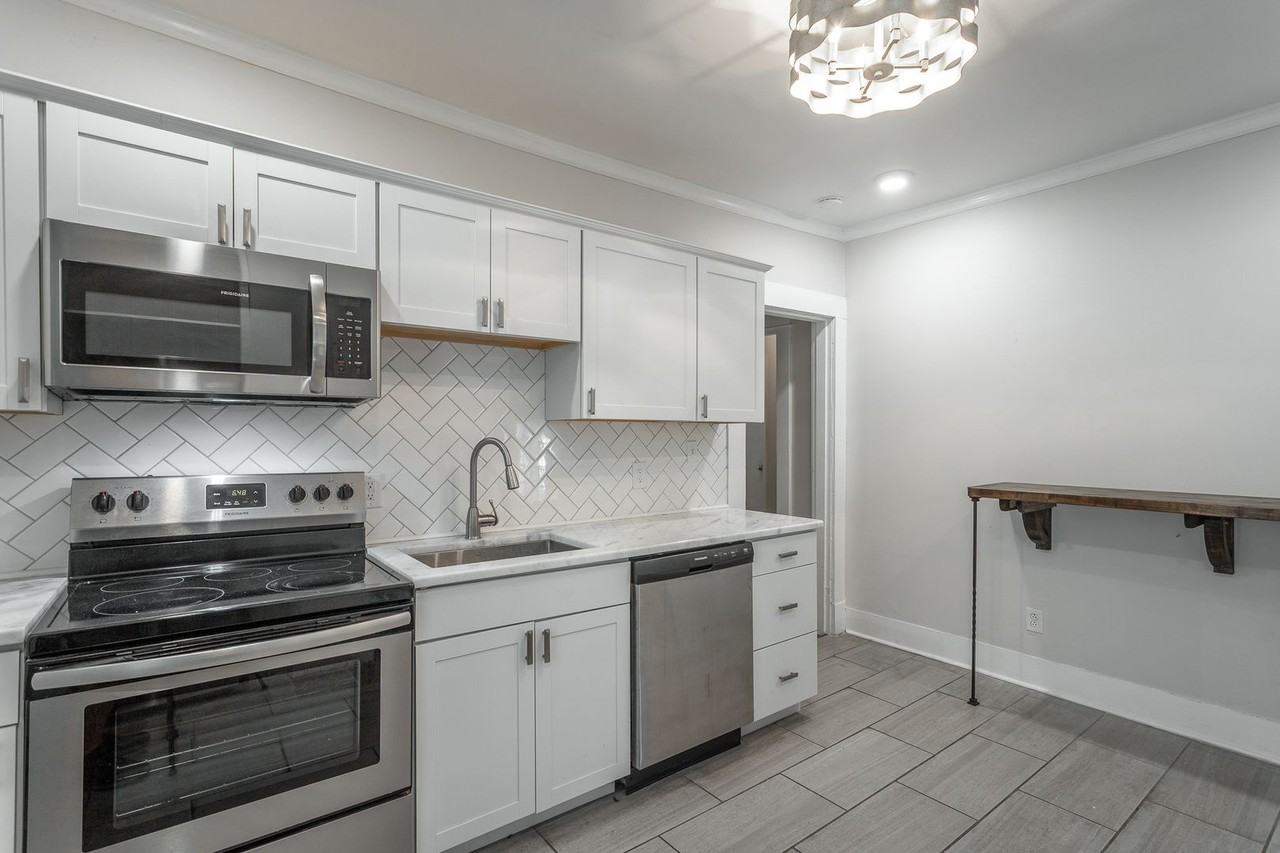 1420 Hixson Pike - Photo 5 of 35