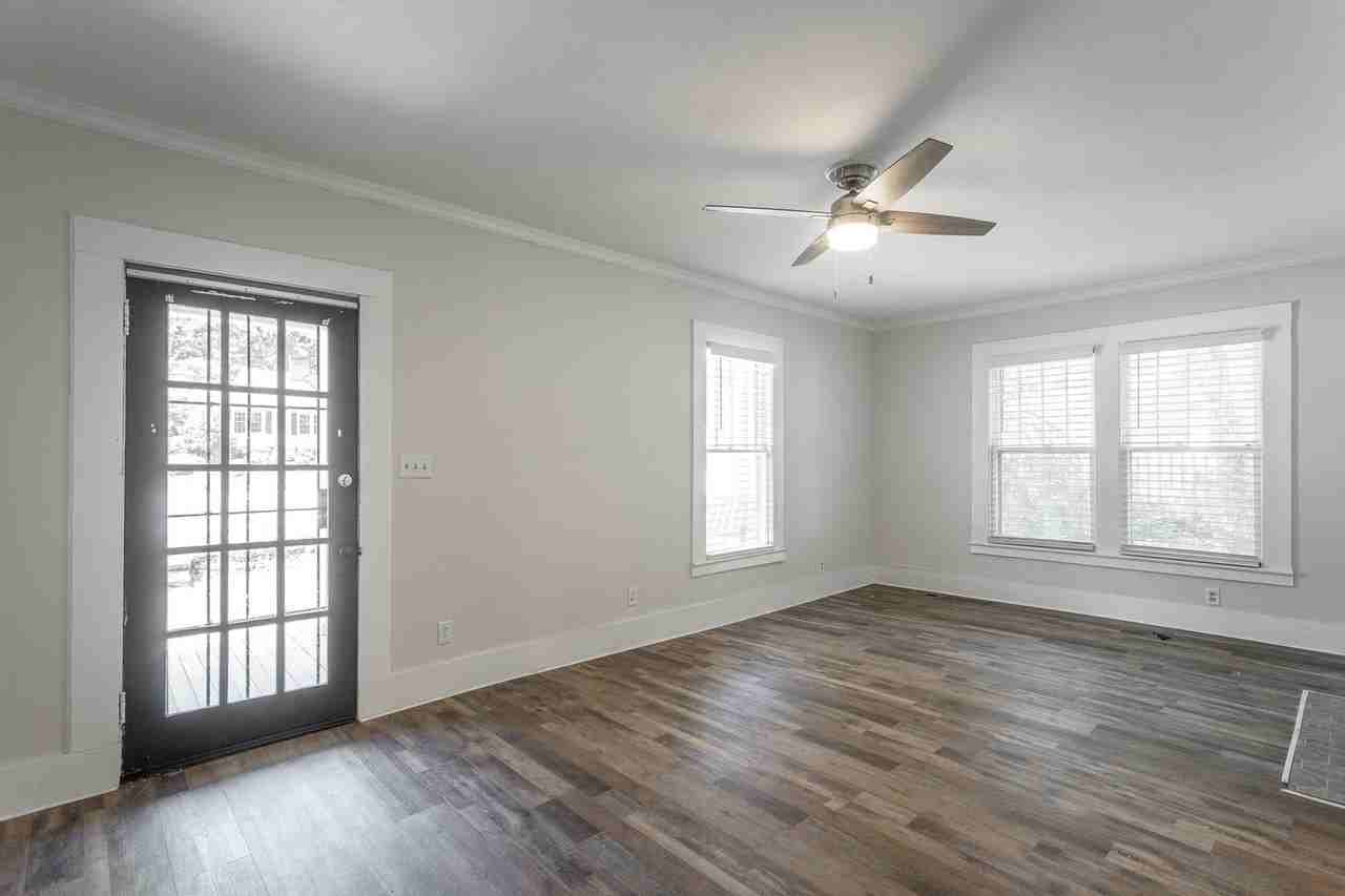 1420 Hixson Pike - Photo 2 of 25