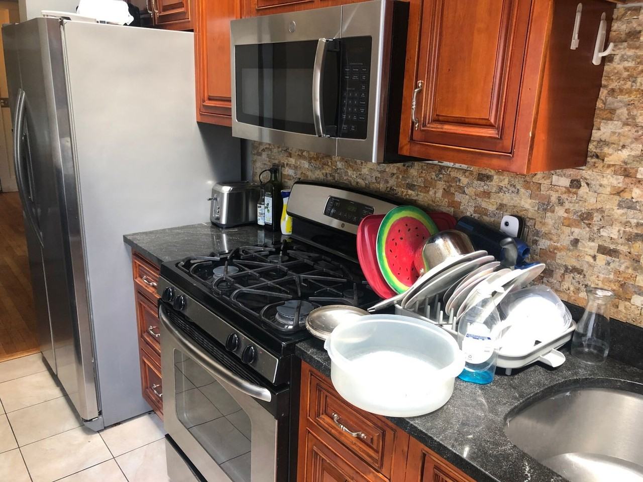 44 Pratt St - Photo 2 of 12