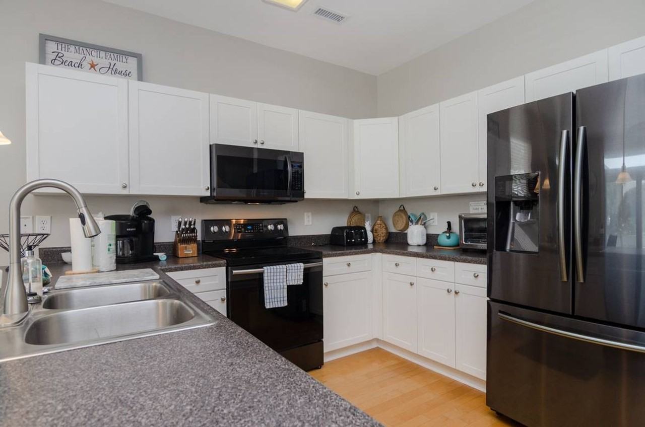 1117 Mackerel Lane - Photo 7 of 28