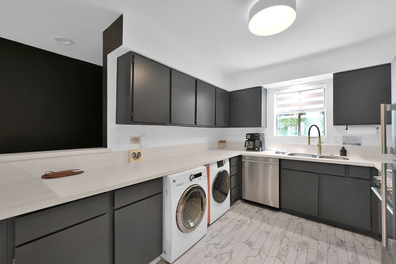 12100 Melville Dr #403D - Photo 3 of 44