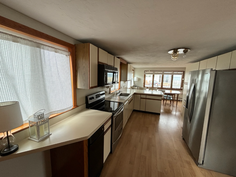 249 Foster Ave - Photo 2 of 13