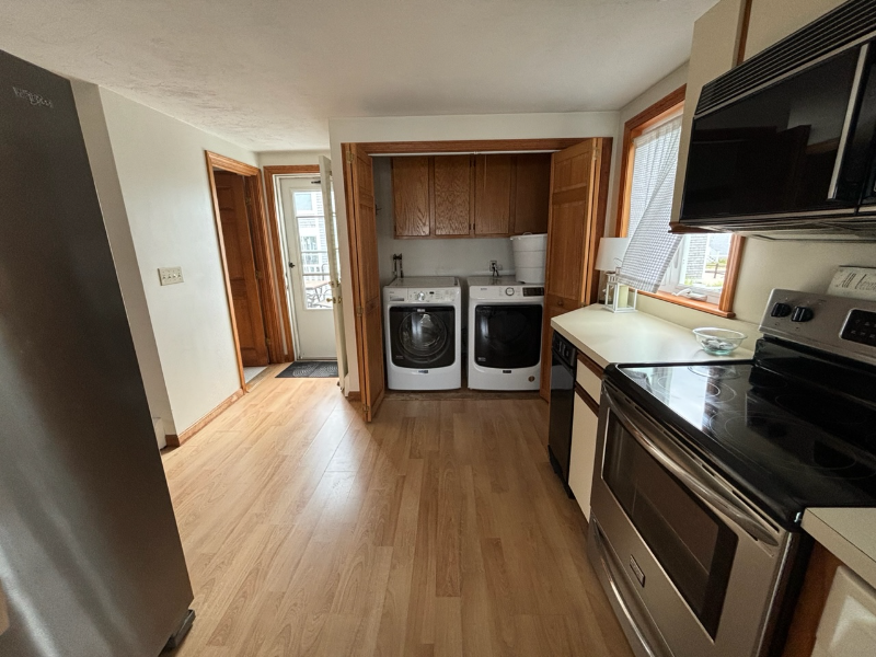 249 Foster Ave - Photo 3 of 13