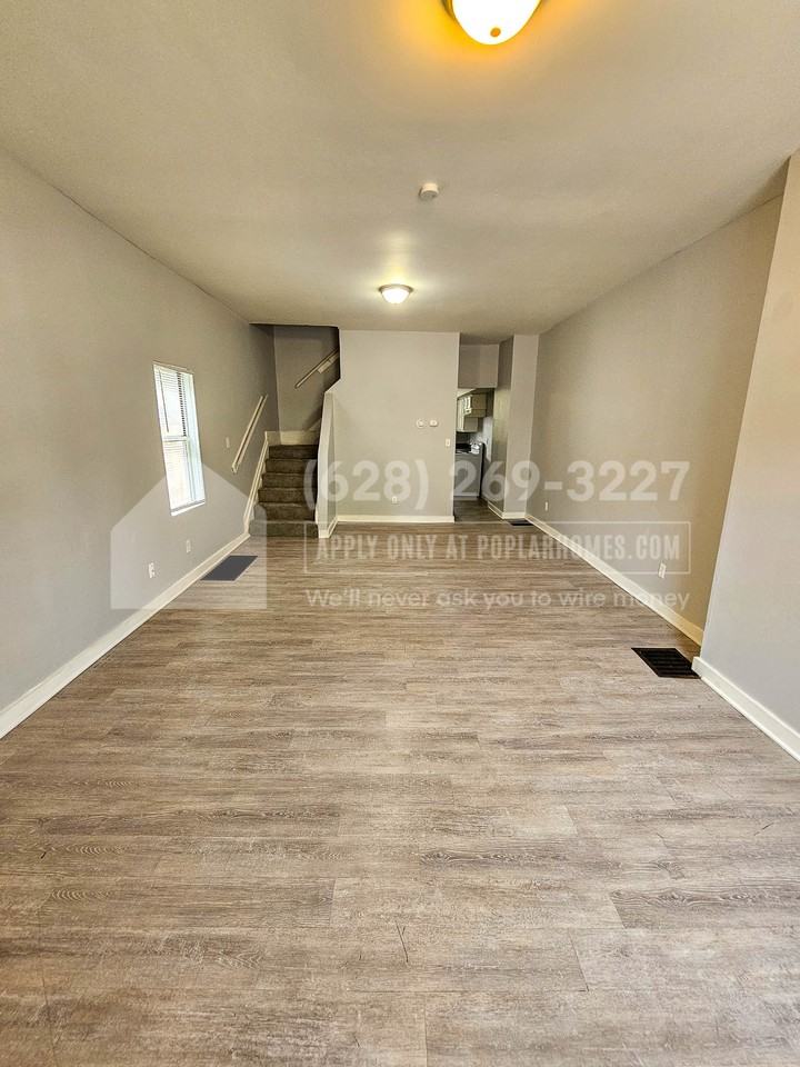 675 Stanley Ave - Photo 3 of 17