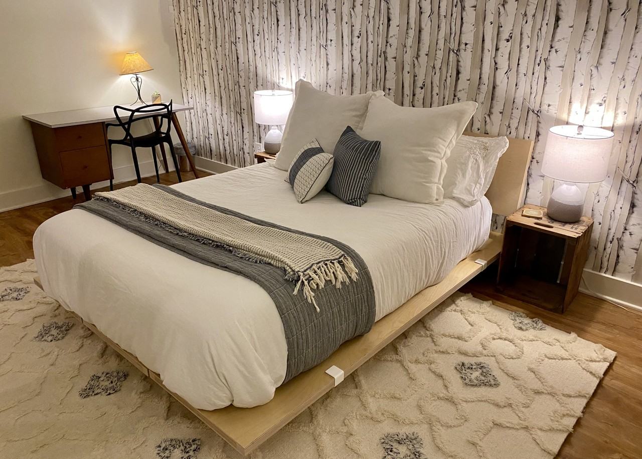 2400 Dalebrook Ct #B - Photo 3 of 8