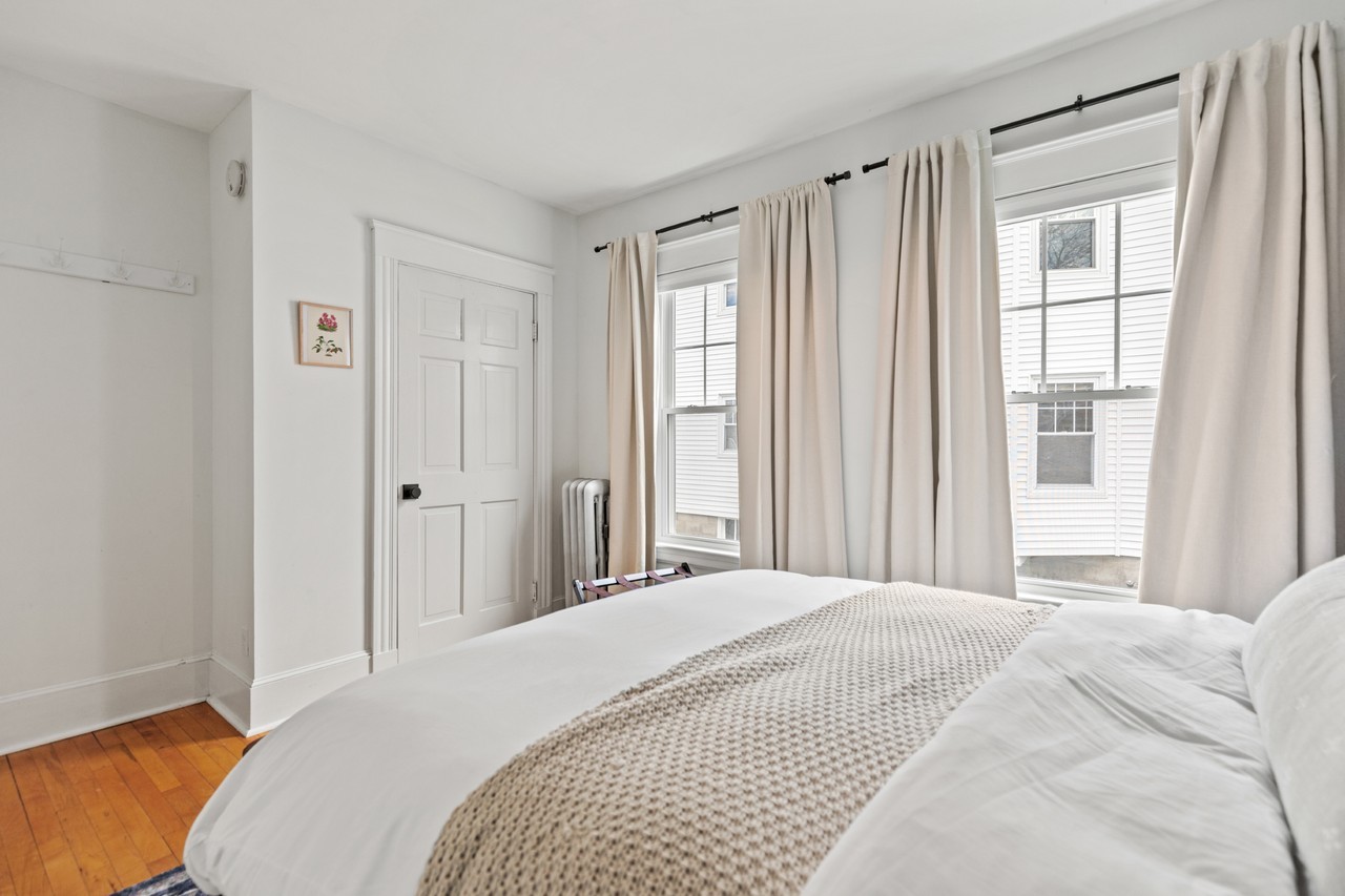 105 Dartmouth St #1FURNISHED - Photo 6 of 15