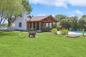 featured image of 300 Settlers Trl #NA