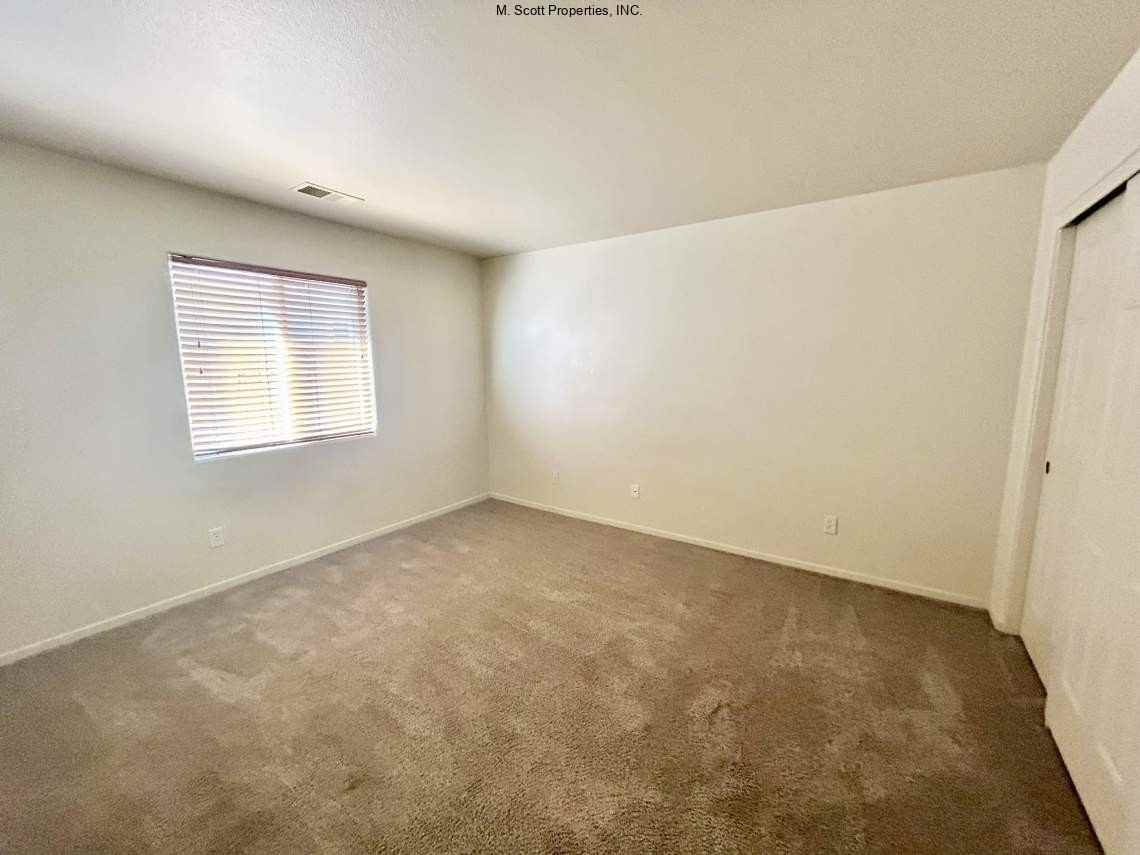 1343 Mountain Ash Way #NA - Photo 3 of 11