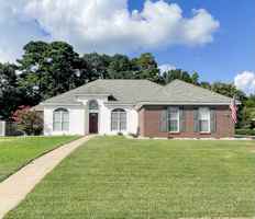 featured image of 504 Jasmine Trl #NA