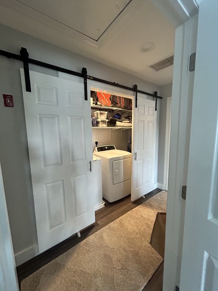 487 Danbury Rd #B - Photo 4 of 10