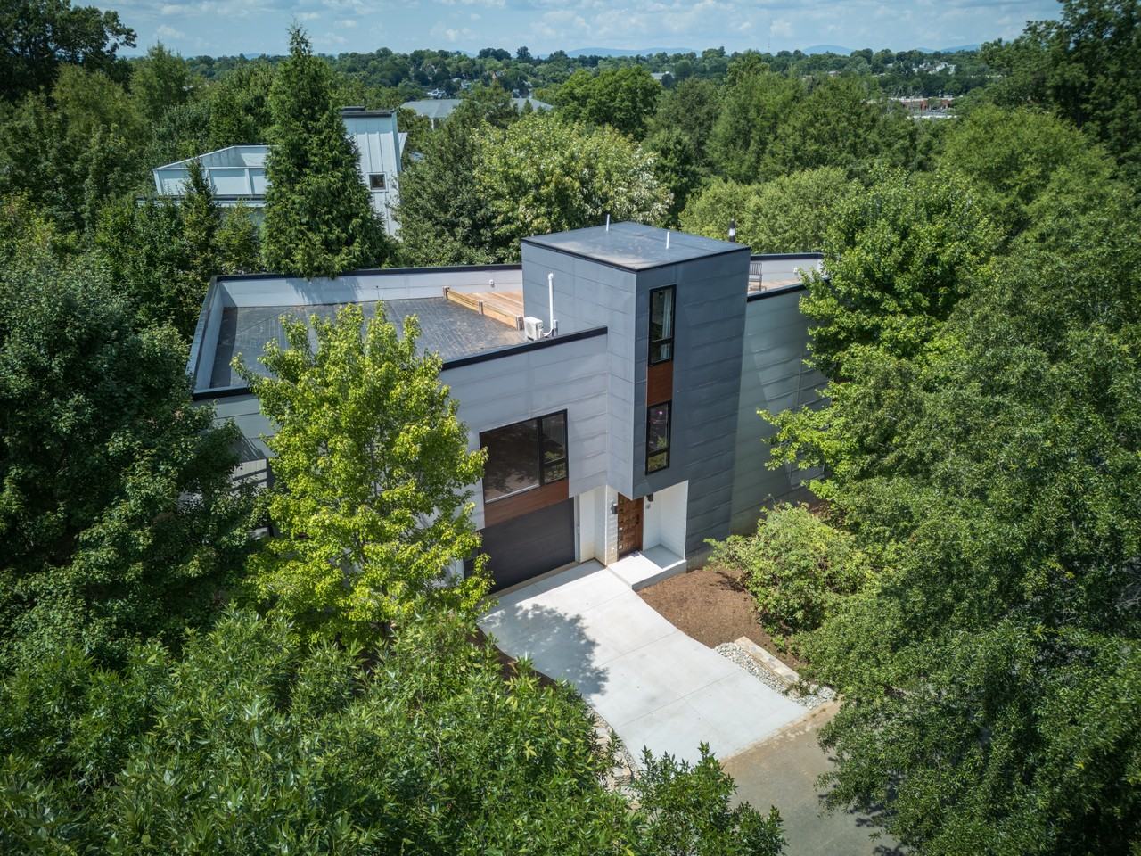 101 Riverbluff Cir #NA - Photo 2 of 35