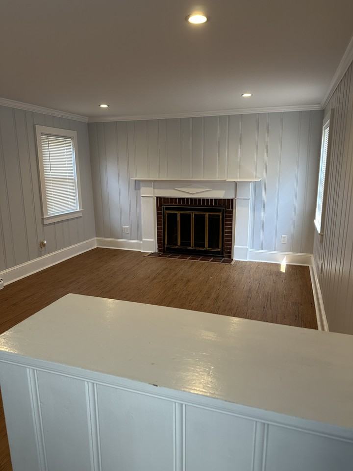 451 Maple Ave #NA - Photo 3 of 31