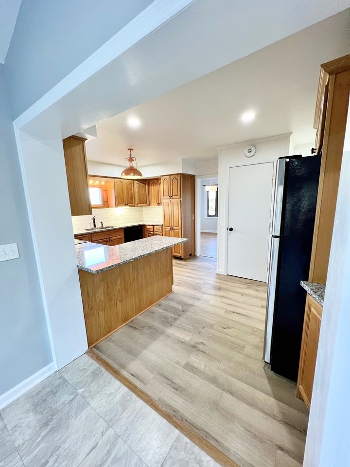 228 Mark Dr #NA - Photo 7 of 29