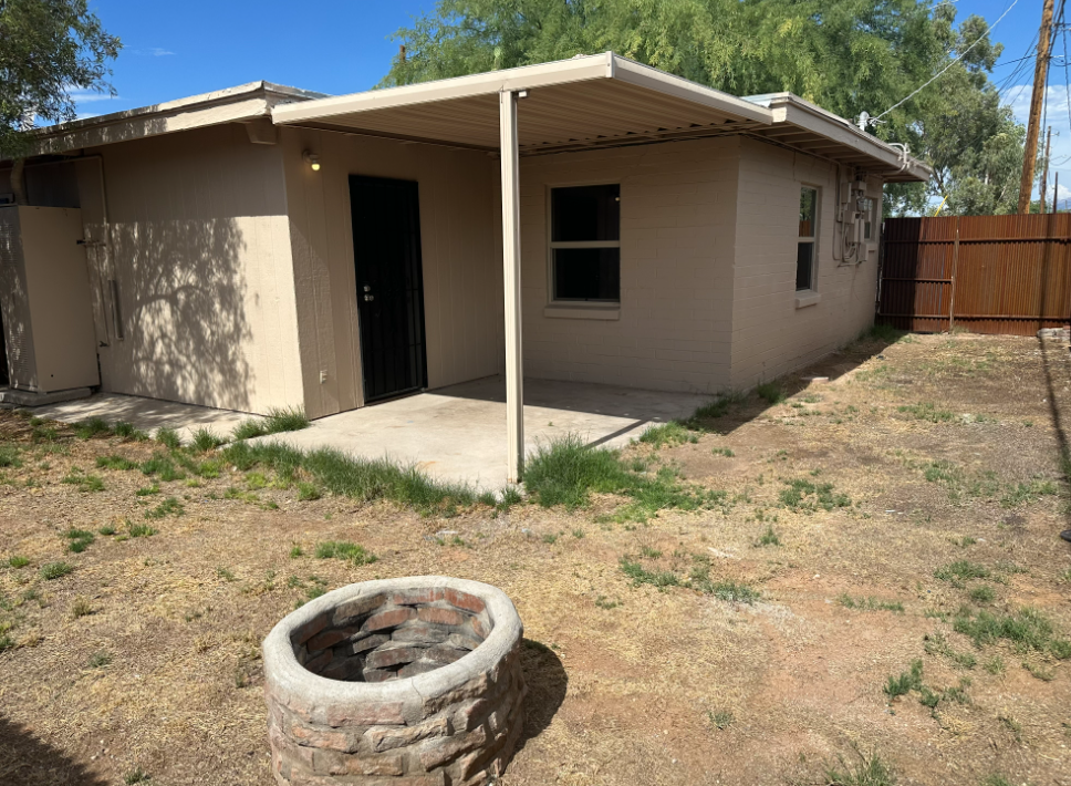 1651 North Magnolia Avenue - Photo 3 of 6