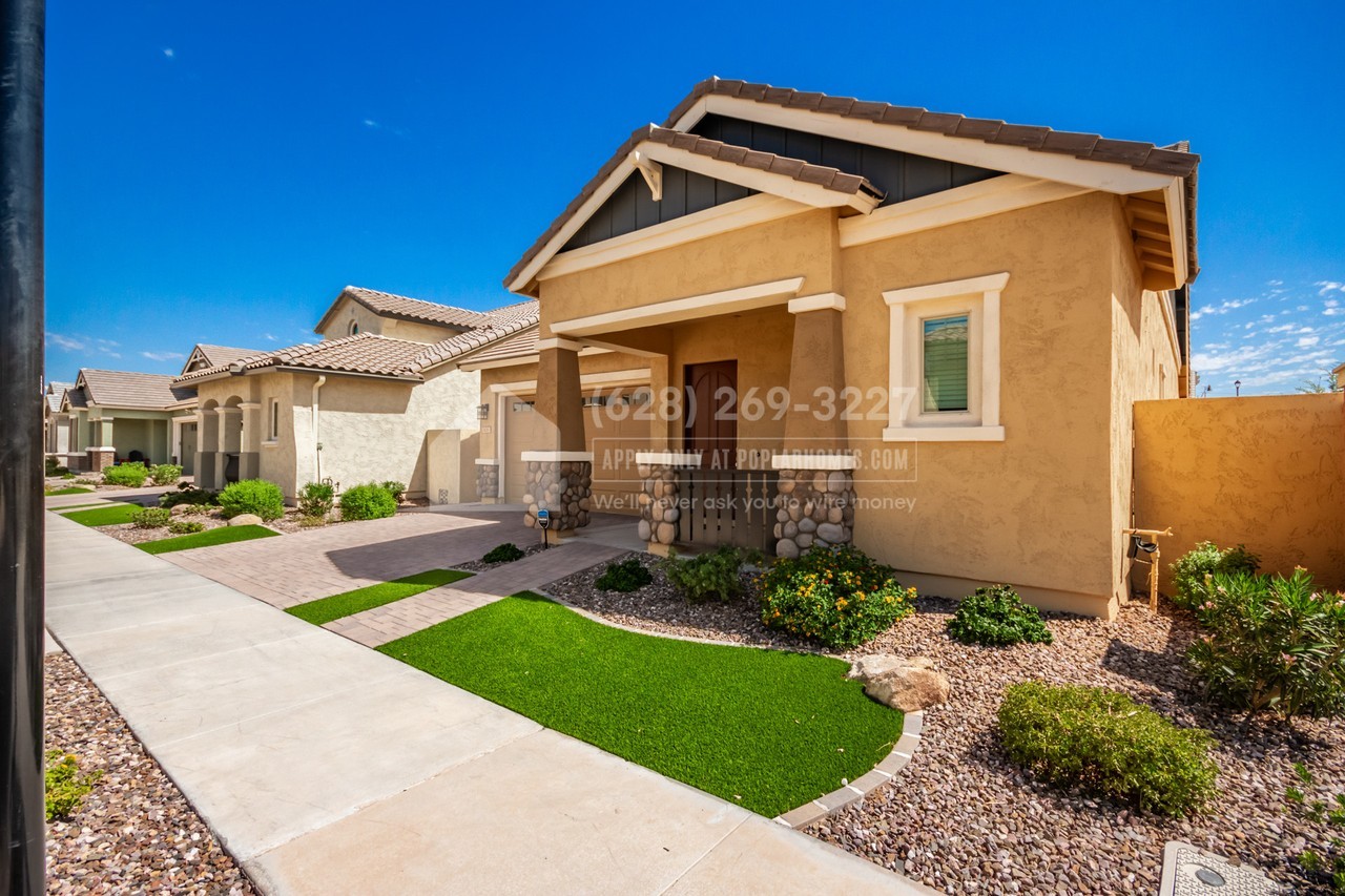 4085 E Jesse St - Photo 3 of 30